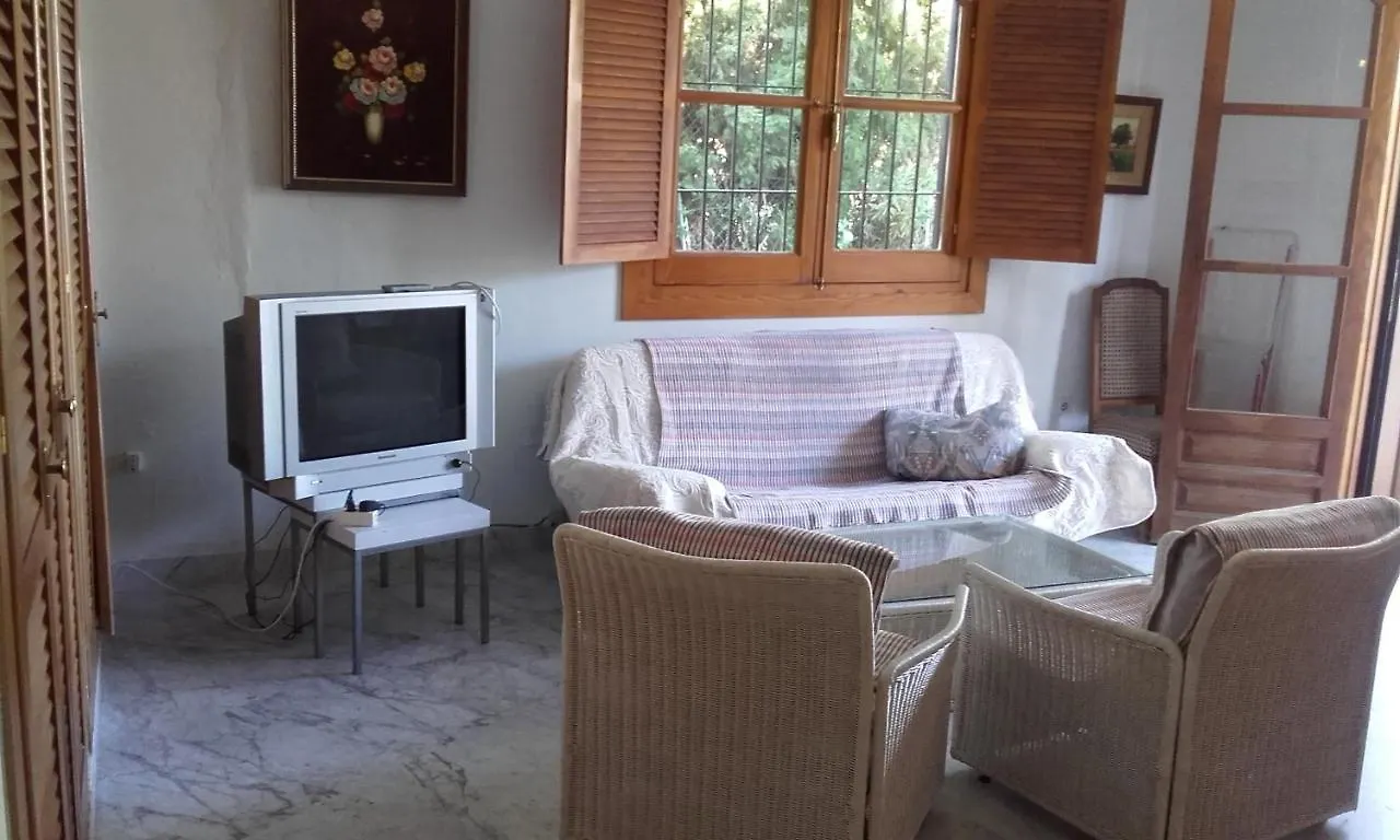 Apartamento CASA-B- pequeño conjunto adosados La Caleta-Guardia 0*,  España