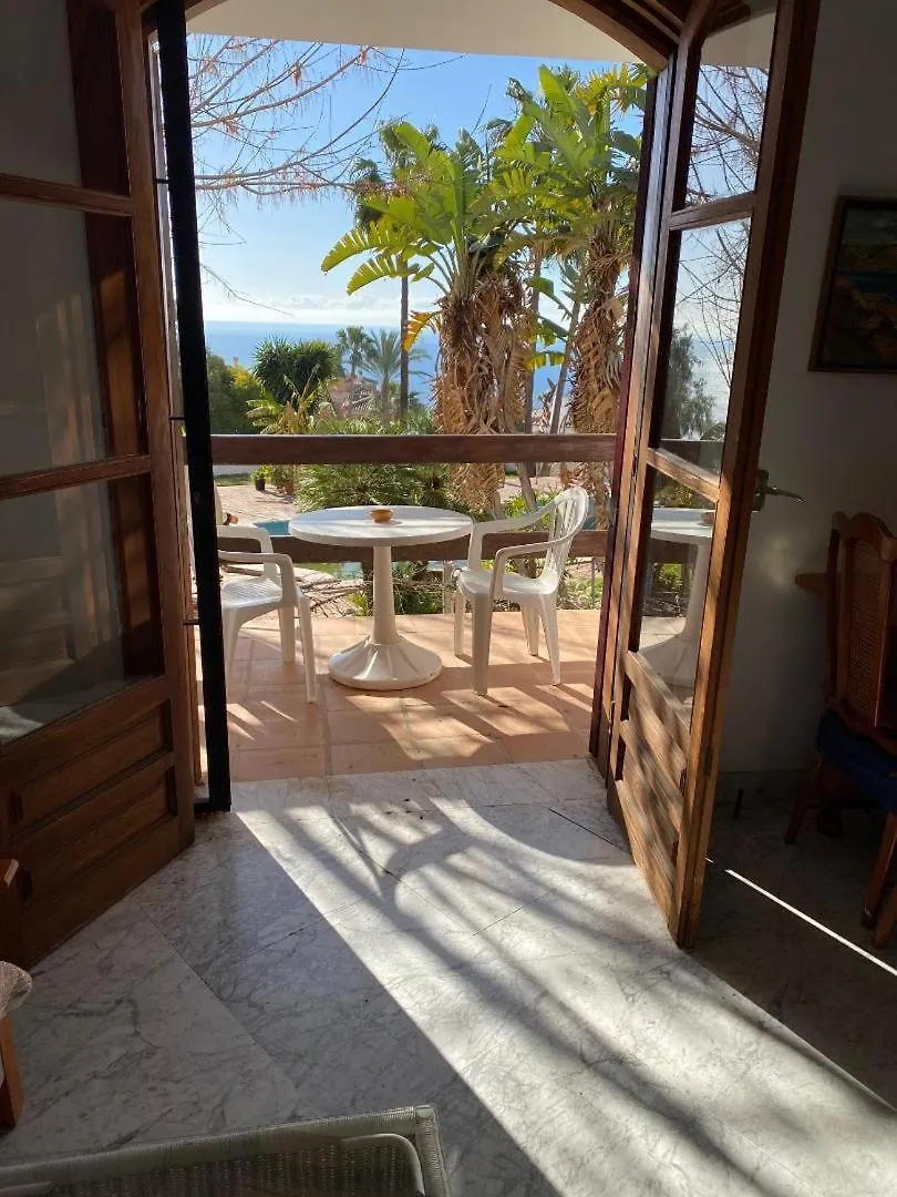Apartamento CASA-B- pequeño conjunto adosados La Caleta-Guardia